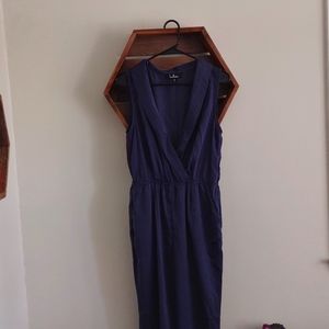 Lulu's sleeveless navy jumpsuit w pockets (M)